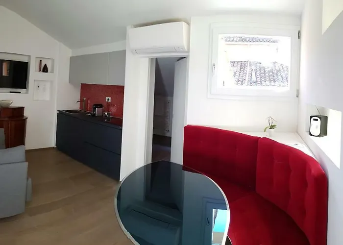 Tetti Rossi Apartment