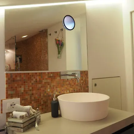 Tetti Rossi * Bologna